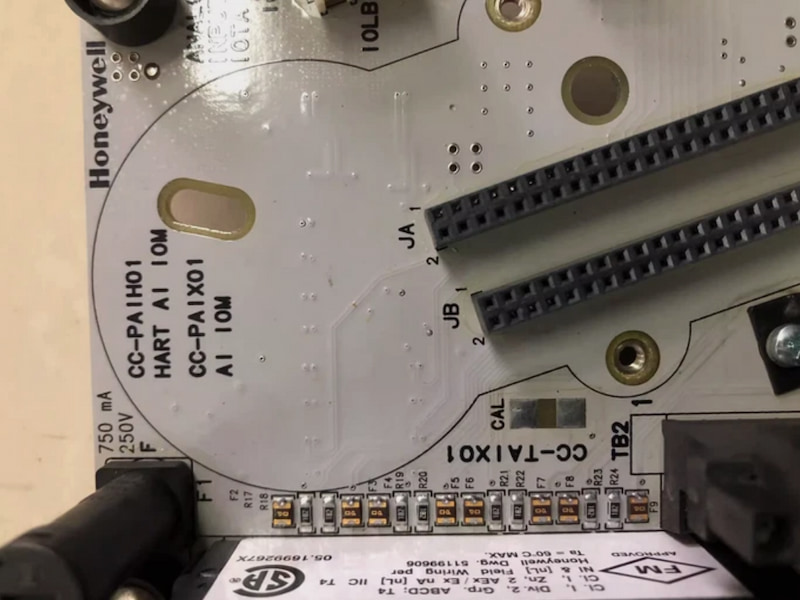 Honeywell CC-TAIX01 Honeywell CC-TAIX01